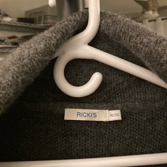 Ricki’s crossover cardigan - Picture 3 of 3